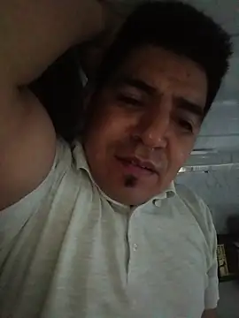 Snapshot of latino17 chatting on 03/16/26, 07:45 latino17 online show from 03/16/26, 07:45