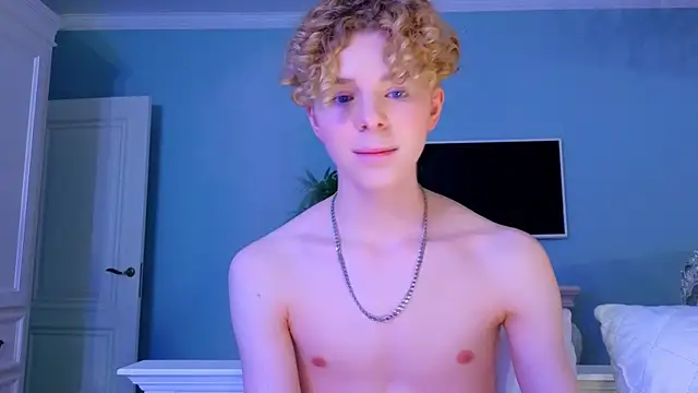 Snapshot of Kudi_Minnt chatting on 02/05/25, 01:22 Kudi Minnt online show from 02/05/25, 01:22