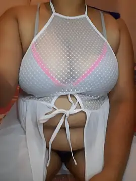 Julia lolly online show from 03/19/25, 10:11