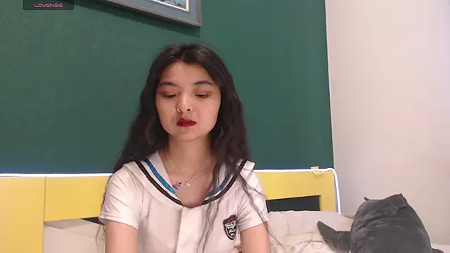 Shy Kira online show from 06/01/26, 08:49