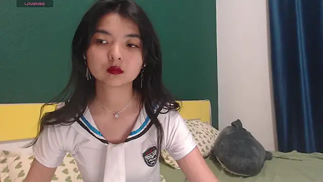 Shy Kira online show from 06/17/26, 01:56