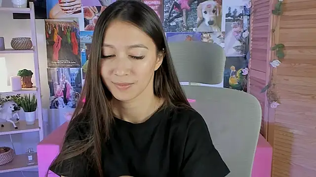 LanaBaker online show from 12/30/24, 02:53