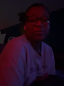 Snapshot of KLoveeee chatting on 01/23/25, 03:16 KLoveeee online show from 01/23/25, 03:16