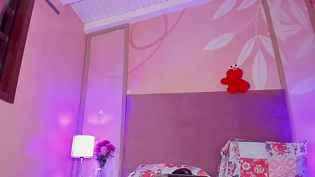 Maxim-Walker online show from 02/26/25, 03:42