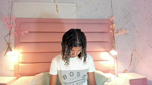 Maxim-Walker online show from 09/15/25, 02:22