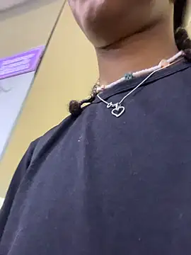 Maxim-Walker online show from 11/30/25, 02:26