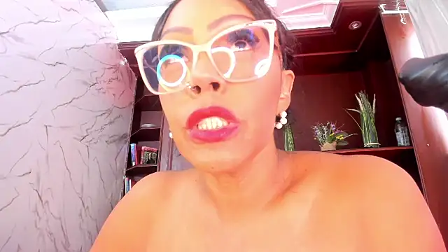 AmberNix online show from 03/07/25, 08:00