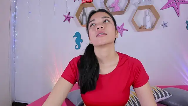 Emiily Parkerr online show from 03/04/25, 03:00