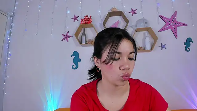 Emiily Parkerr online show from 03/19/25, 02:59