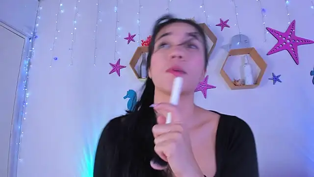 Emiily Parkerr online show from 10/16/25, 03:07