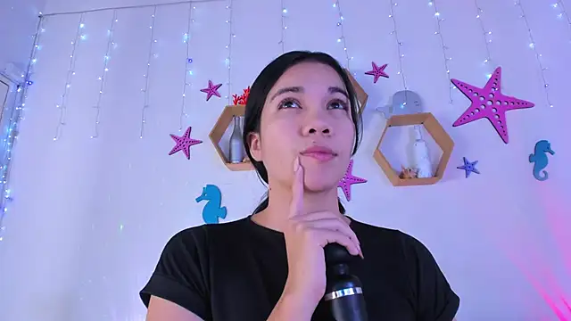 Emiily Parkerr online show from 12/16/25, 03:00