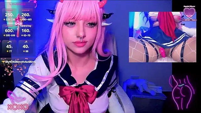 Snapshot of HollyDominic chatting on 02/20/25, 12:47 HollyDominic online show from 02/20/25, 12:47