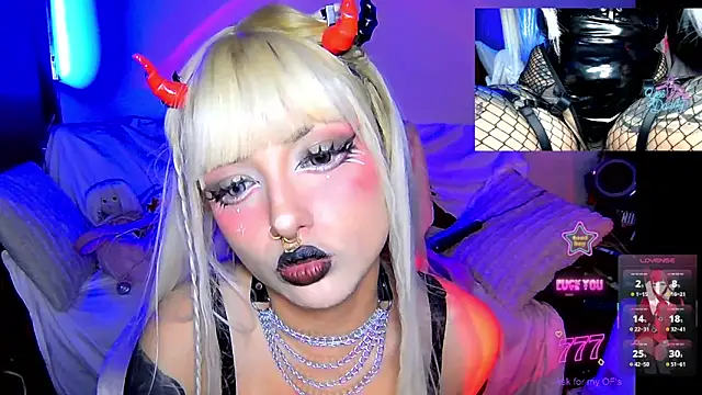 Snapshot of HollyDominic chatting on 03/16/26, 12:09 HollyDominic online show from 03/16/26, 12:09