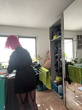 Snapshot of Off__Melonenmandy chatting on 02/24/25, 11:43 Off Melonenmandy online show from 02/24/25, 11:43