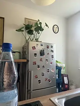 Snapshot of Off__Melonenmandy chatting on 09/17/25, 10:28 Off Melonenmandy online show from 09/17/25, 10:28