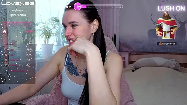 Snapshot of Bella__Swoon chatting on 04/16/26, 06:25 Bella Swoon online show from 04/16/26, 06:25