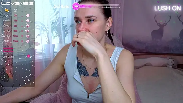 Snapshot of Bella__Swoon chatting on 04/22/26, 05:21 Bella Swoon online show from 04/22/26, 05:21