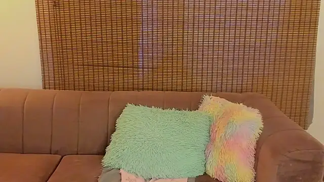 ariana cross online show from 07/23/26, 11:52