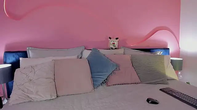 Alaia Manson online show from 02/22/25, 11:57