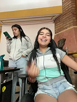 Snapshot of SaritaHot_69 chatting on 03/15/25, 03:16 SaritaHot 69 online show from 03/15/25, 03:16