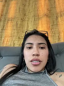 Snapshot of SaritaHot_69 chatting on 03/17/25, 07:15 SaritaHot 69 online show from 03/17/25, 07:15