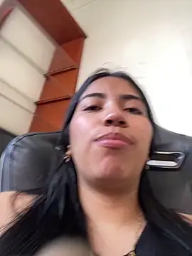 Snapshot of SaritaHot_69 chatting on 03/22/25, 02:25 SaritaHot 69 online show from 03/22/25, 02:25