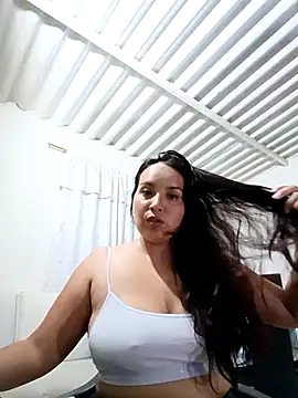 Snapshot of allison-dreams chatting on 03/14/25, 02:20 allison-dreams online show from 03/14/25, 02:20