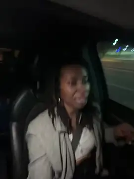 LeyaHoneybuns online show from 01/26/25, 07:42