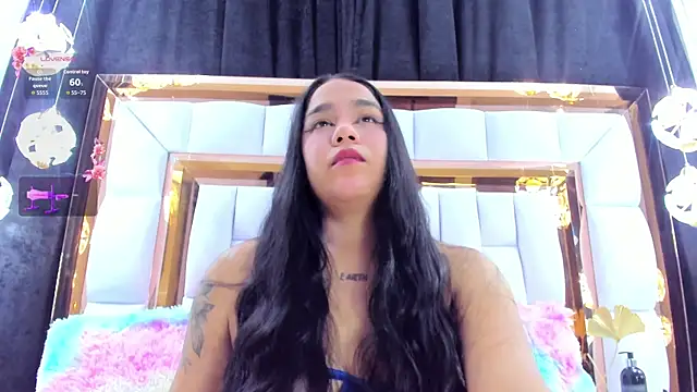 Snapshot of RileySweett chatting on 06/11/26, 12:14 RileySweett online show from 06/11/26, 12:14