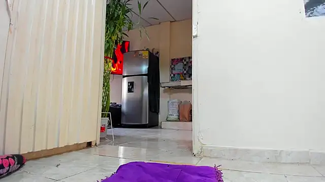 Snapshot of Samantha__latinaXXX chatting on 01/14/26, 09:31 Samantha latinaXXX online show from 01/14/26, 09:31