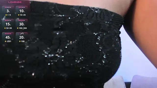 paulina sweett  online show from 03/18/25, 12:25