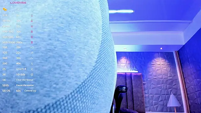 paulina sweett  online show from 10/23/25, 07:56