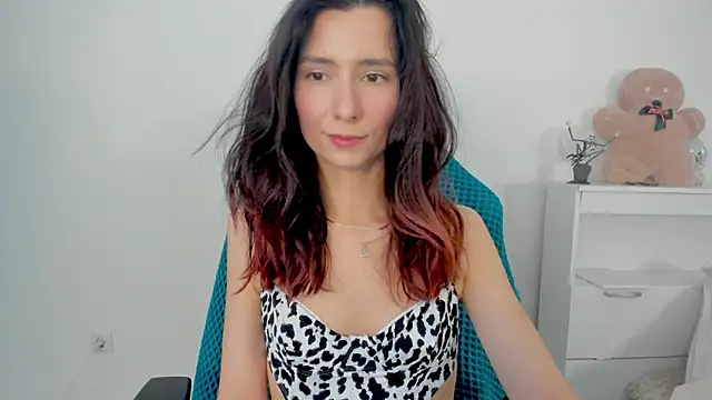 crystalnut online show from 11/23/25, 03:28