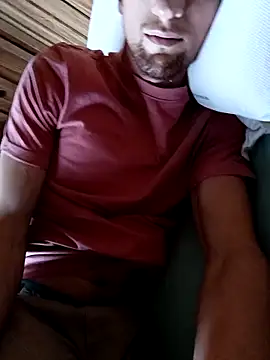 Snapshot of Kaue007 chatting on 12/04/25, 09:01 Kaue007 online show from 12/04/25, 09:01