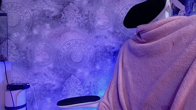 Sheila Hill  online show from 10/20/25, 11:21