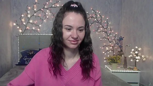 KaraCriegs online show from 04/19/26, 06:10