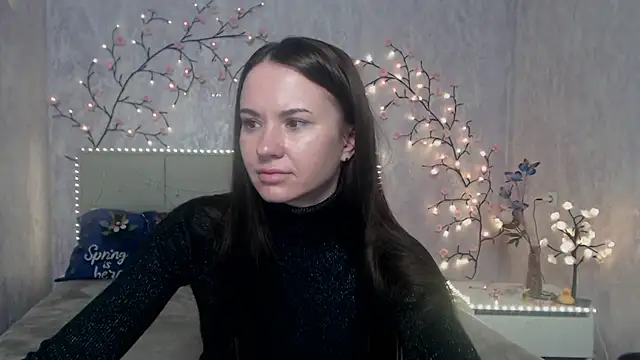 KaraCriegs online show from 04/27/26, 05:33