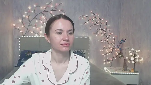 KaraCriegs online show from 04/28/26, 02:27