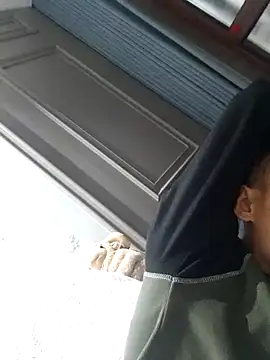 Snapshot of Xpj123 chatting on 10/23/25, 02:38 Xpj123 online show from 10/23/25, 02:38