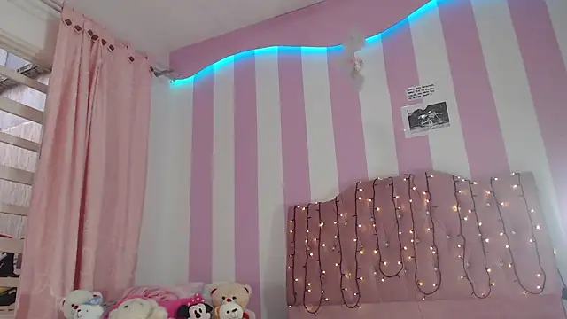 Snapshot of zaleya_mateus chatting on 12/20/25, 11:17 zaleya mateus online show from 12/20/25, 11:17