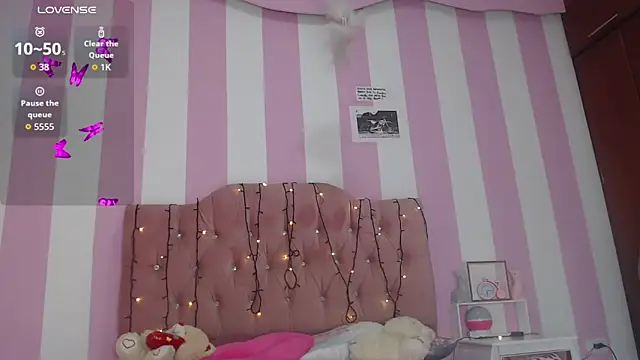 Snapshot of zaleya_mateus chatting on 02/24/26, 11:08 zaleya mateus online show from 02/24/26, 11:08