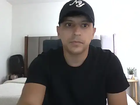 Snapshot of Bamban1419_ chatting on 06/13/26, 06:17 Bamban1419 online show from 06/13/26, 06:17