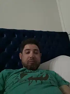 Snapshot of caliguy37 chatting on 02/19/25, 05:38 caliguy37 online show from 02/19/25, 05:38