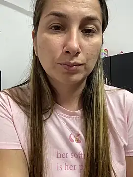 Iris love18 online show from 02/19/25, 08:10