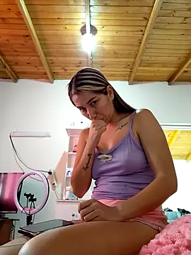 Iris love18 online show from 04/21/26, 02:12