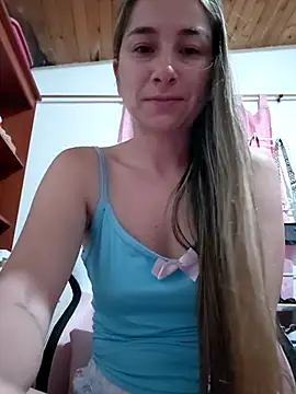 Iris love18 online show from 05/13/26, 11:18