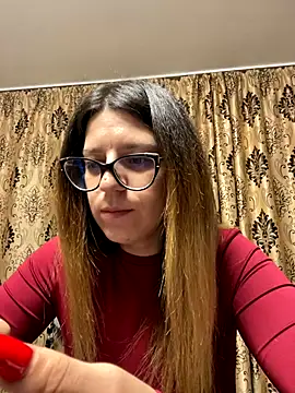 NadiraNoor online show from 10/09/25, 06:50