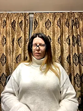 NadiraNoor online show from 10/15/25, 09:15