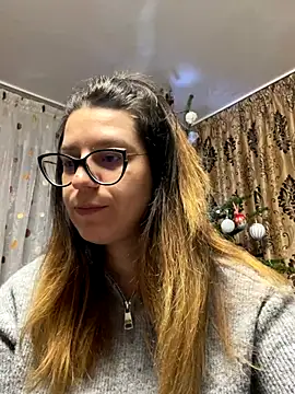 NadiraNoor online show from 12/01/25, 09:20