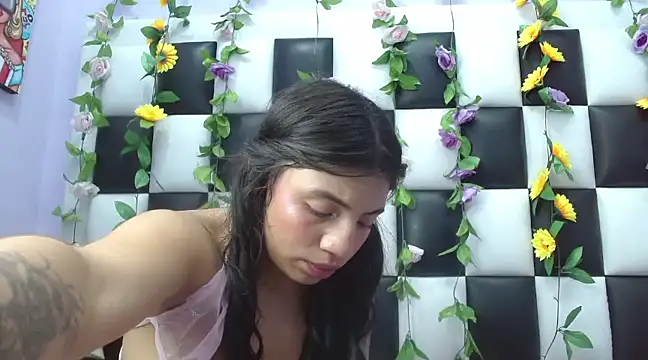 arianaa tompsoon online show from 03/02/25, 11:29